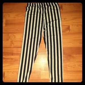 Black and white circus inspired leggings